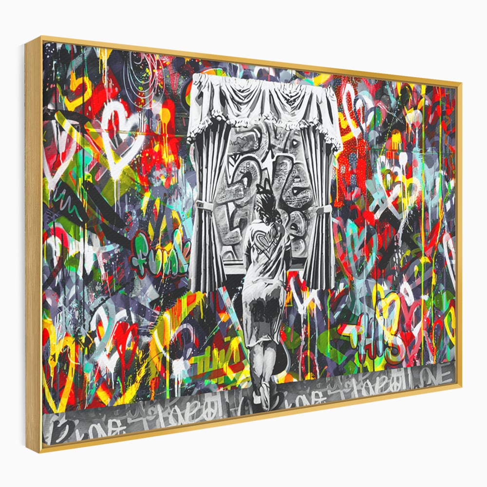Tablou canvas cu tablou canvas cu graffiti urban si o silueta, in rama de aluminiu auriu